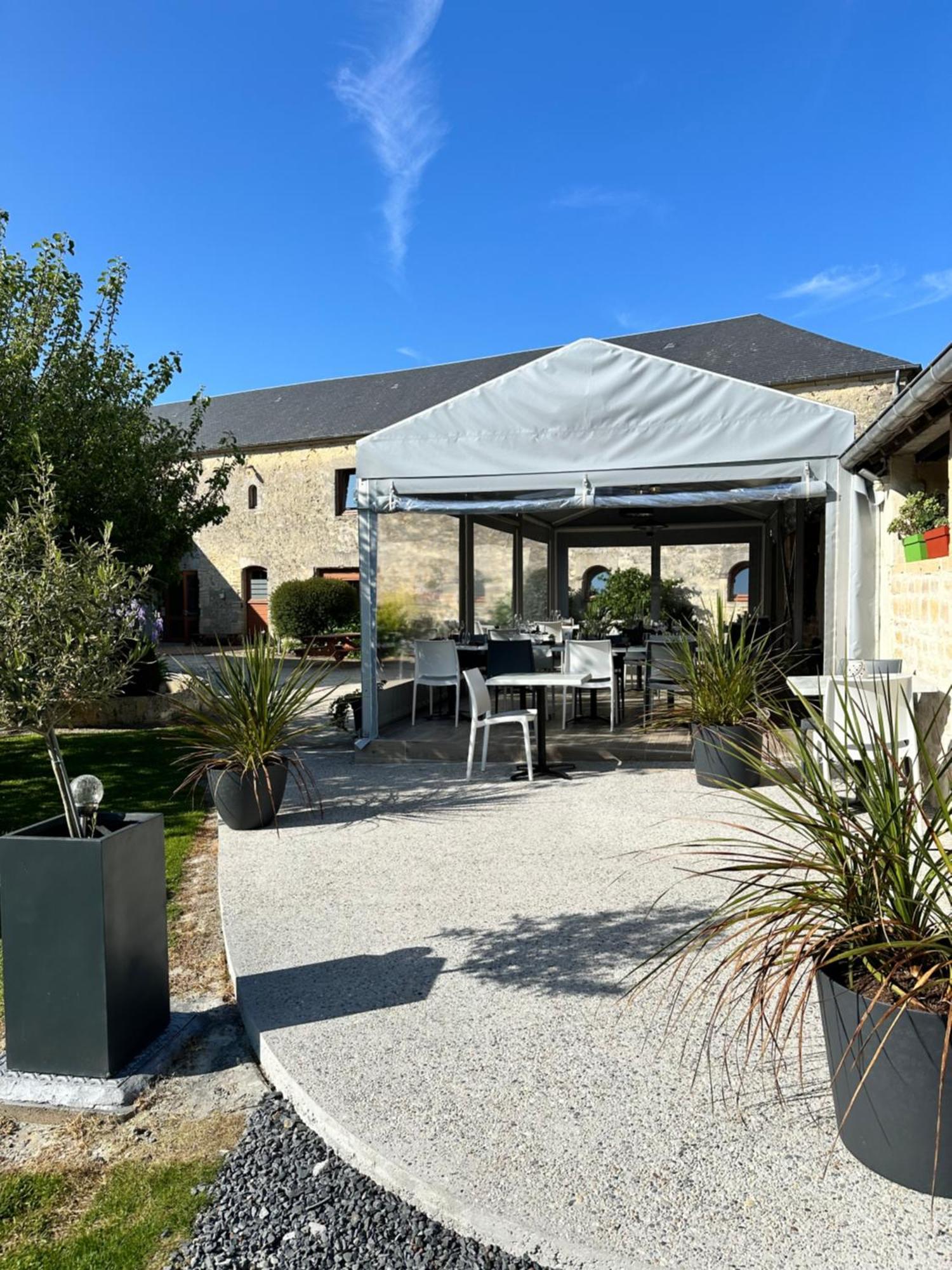 Hotel Restaurant Le Clos De L 'Ancien Pressoir Commes 外观 照片